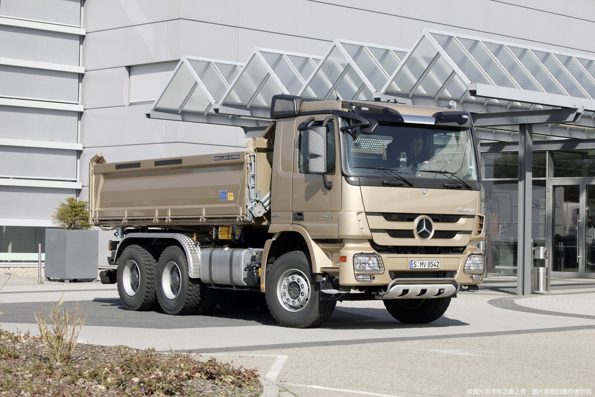 奔驰卡车actros