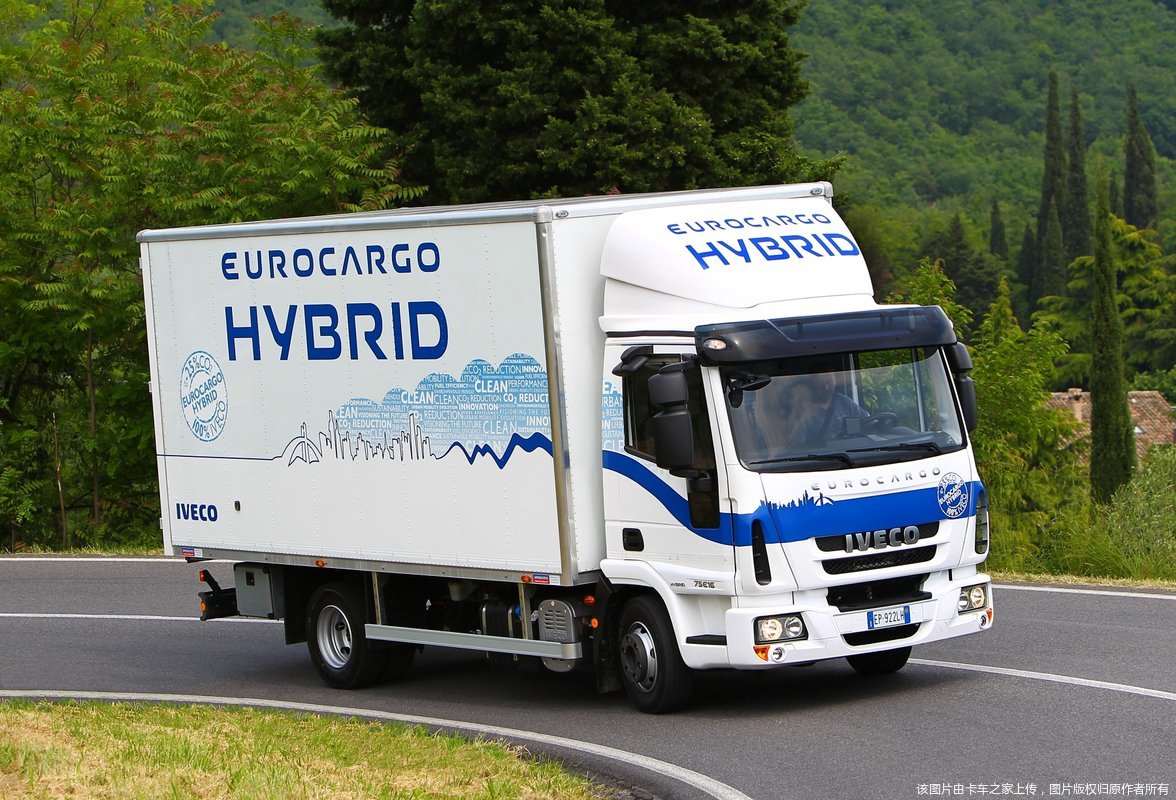 依维柯eurocargo混合动力卡车