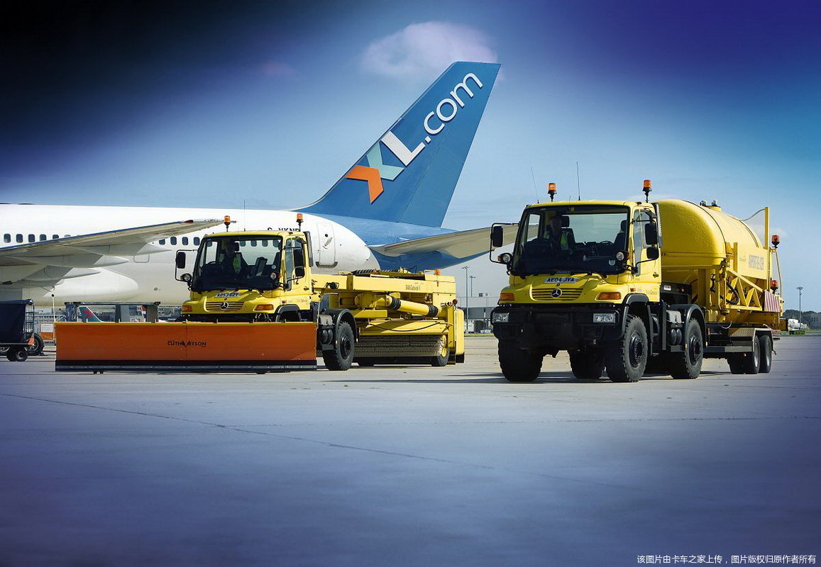 奔驰乌尼莫克u 300-u 500