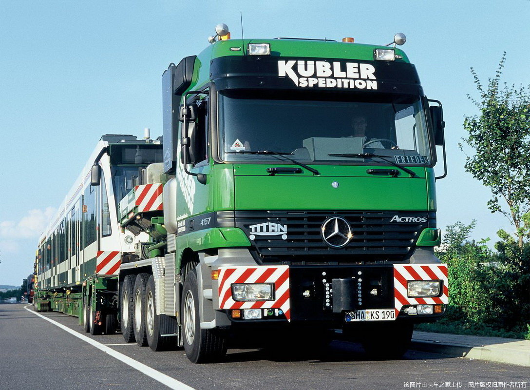 奔驰特种车辆卡车