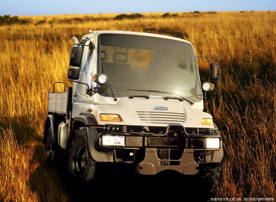 奔驰乌尼莫克u300u500