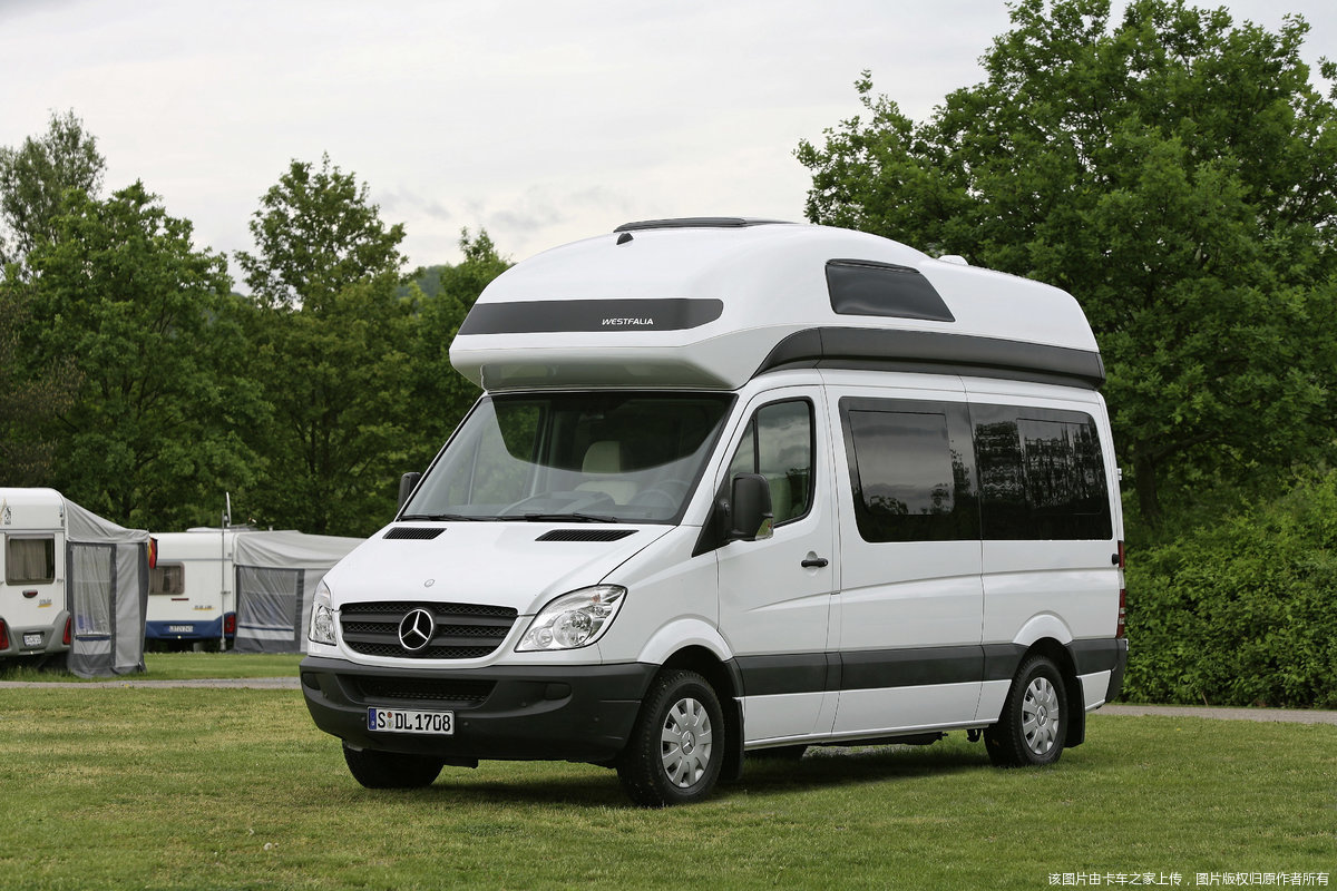 奔驰sprinter车型图片