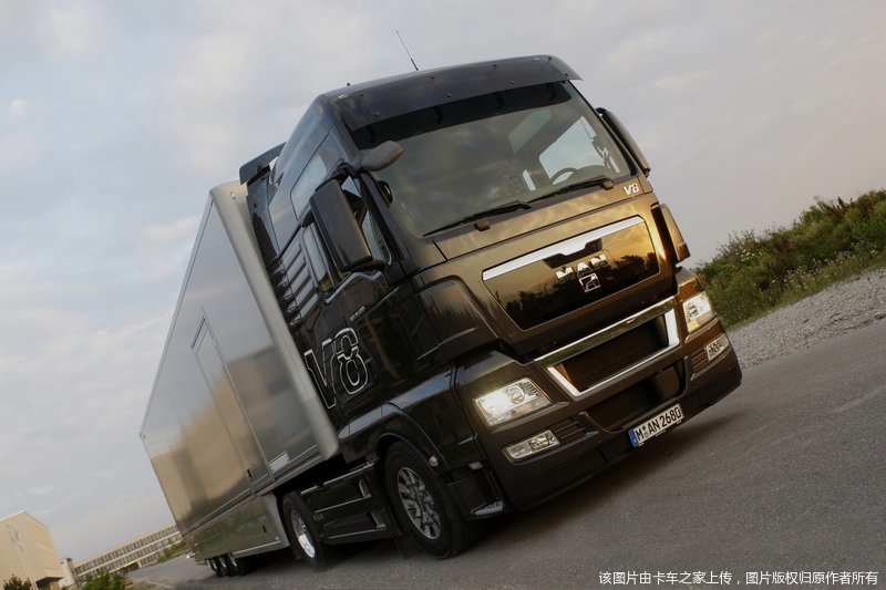 【图】曼tgx v8道路实拍_卡车之家