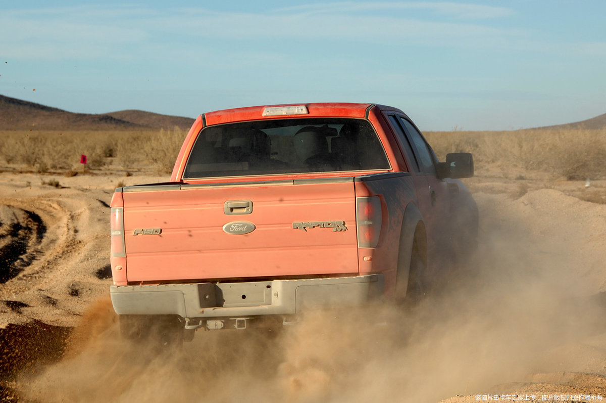 福特svt raptor沙漠狂奔者