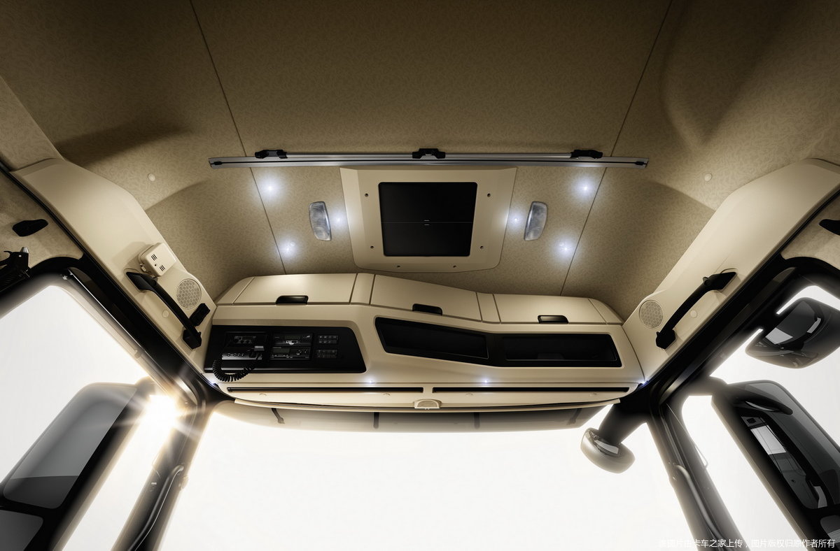 奔驰新actros内饰图片
