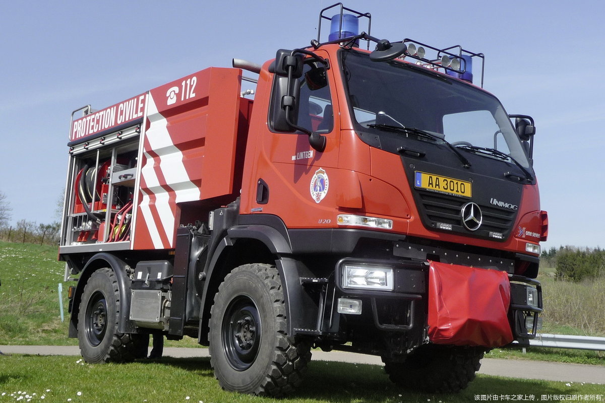 奔驰乌尼莫克u 20