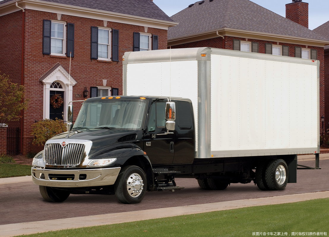 纳威司达万国重卡