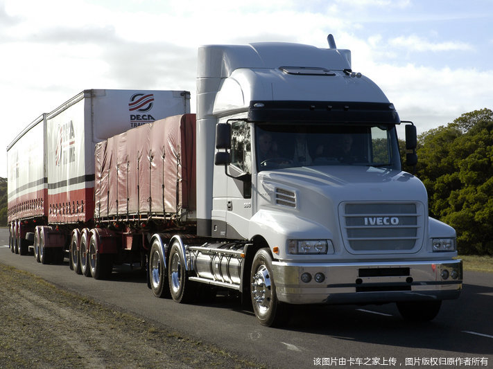 依维柯powerstar长头车