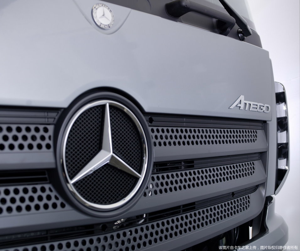 奔驰new atego卡车