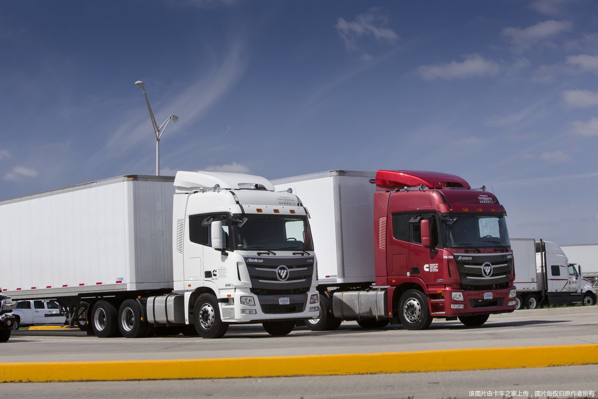 欧曼gtl超能版美国拍摄路跑照片