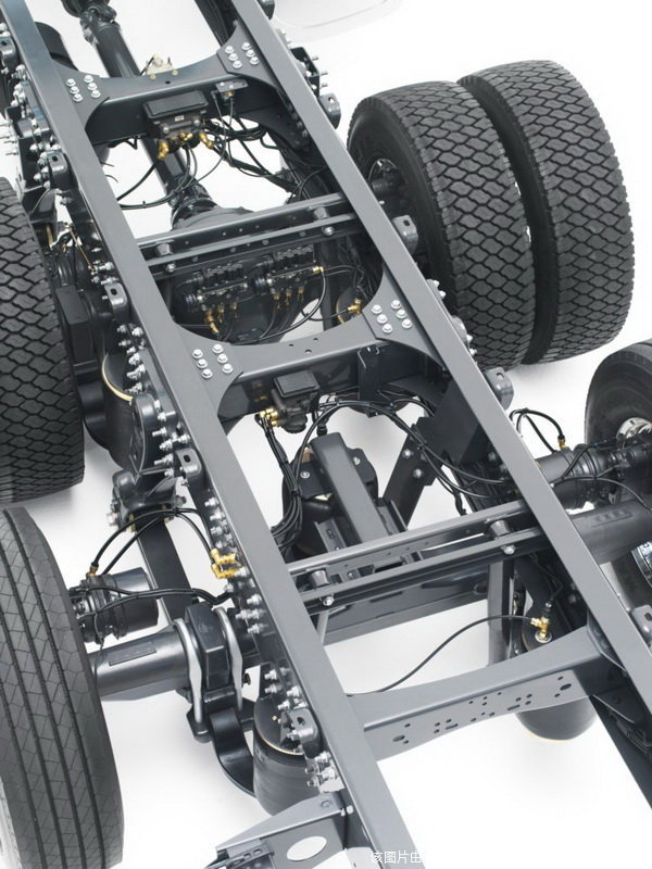 沃尔沃卡车底盘图片