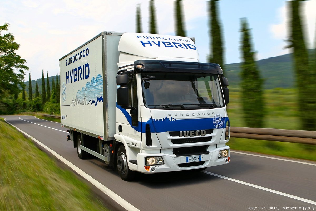 依维柯eurocargo混合动力卡车