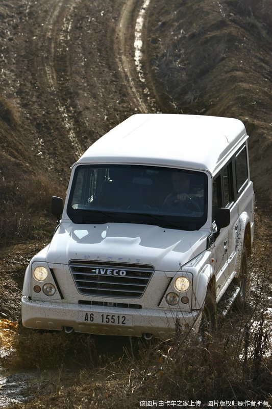 依维柯massif越野车