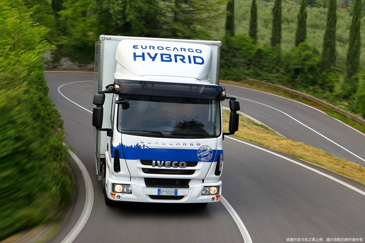 依维柯eurocargo混合动力卡车