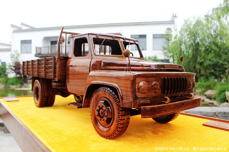 东风eq140手工黑胡桃木模型