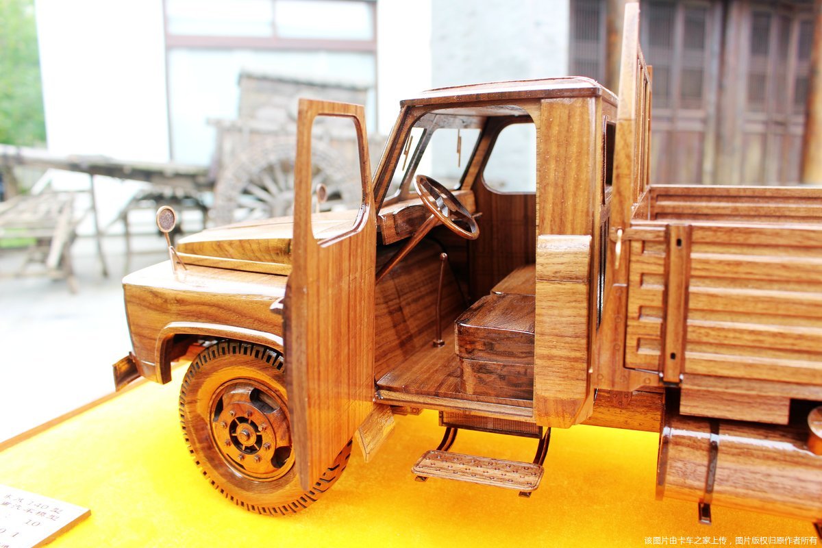 东风eq140手工黑胡桃木模型