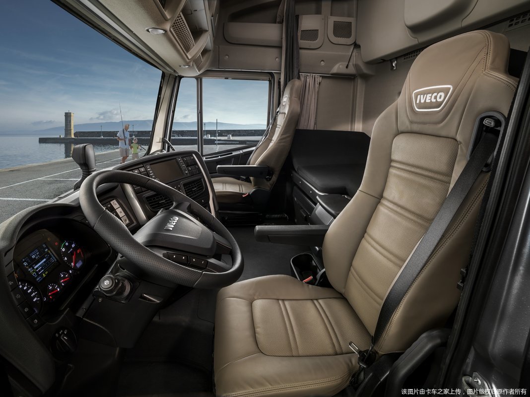 依维柯newstralisnp